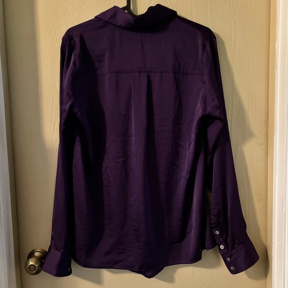 Vince Camuto Purple long sleeve asymetrical neckline blouse Size S - Picture 3 of 5